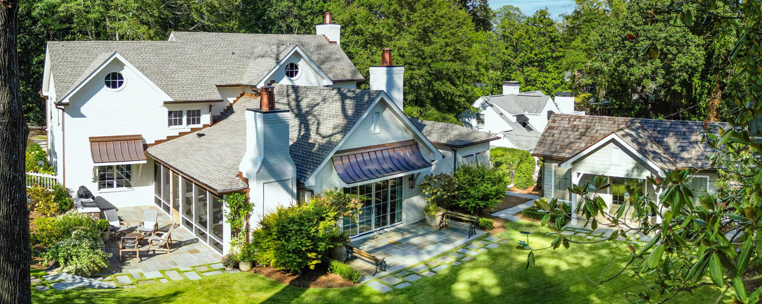 A gorgeous, large custom home and landscaping built by Innovative Construction Services, a custom home and renovation company in Auburn and Opelika, Alabama.